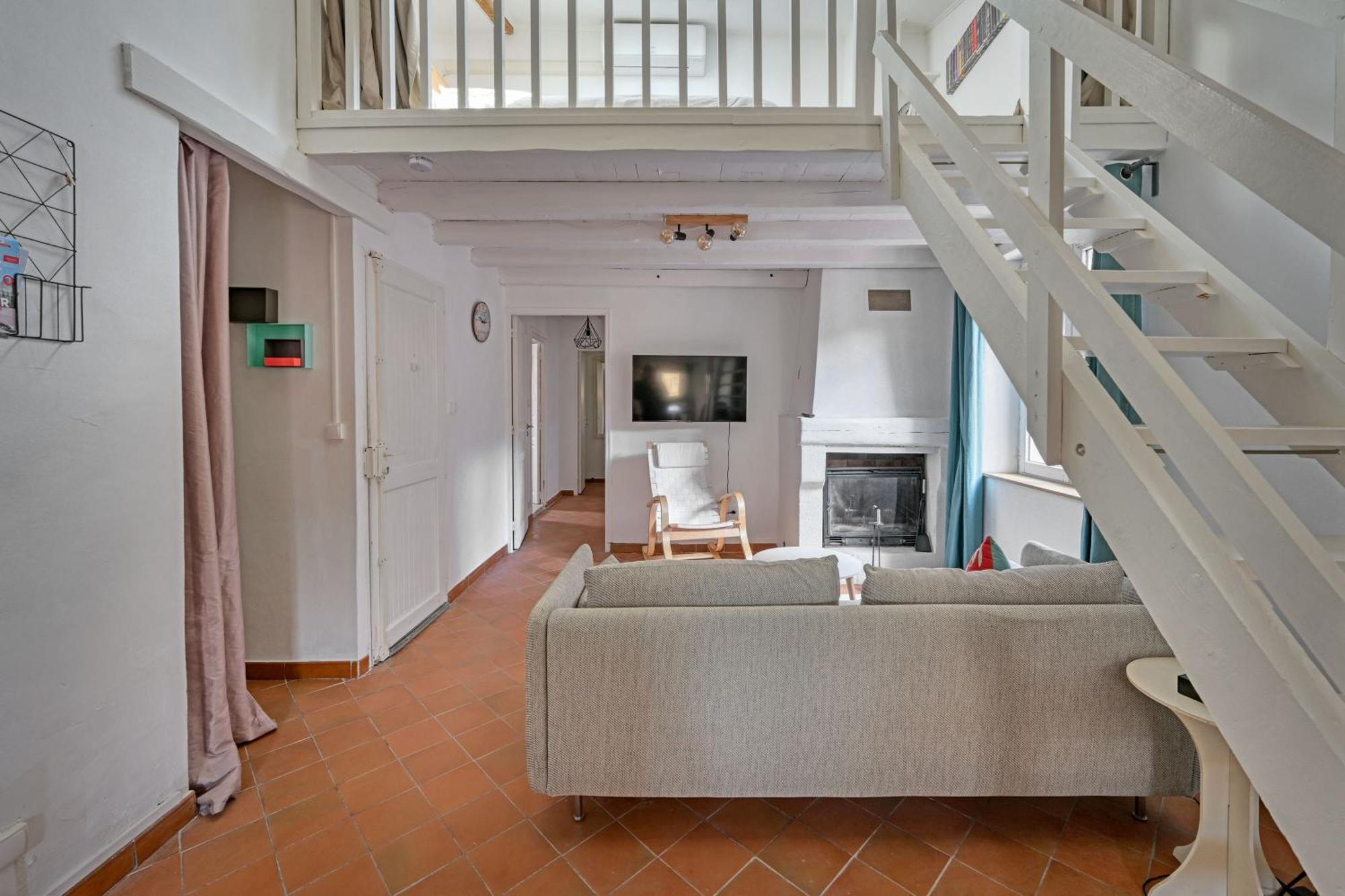 Oasis Provencale - Clim - Wifi - Parking Gratuit A 200m Avignon
