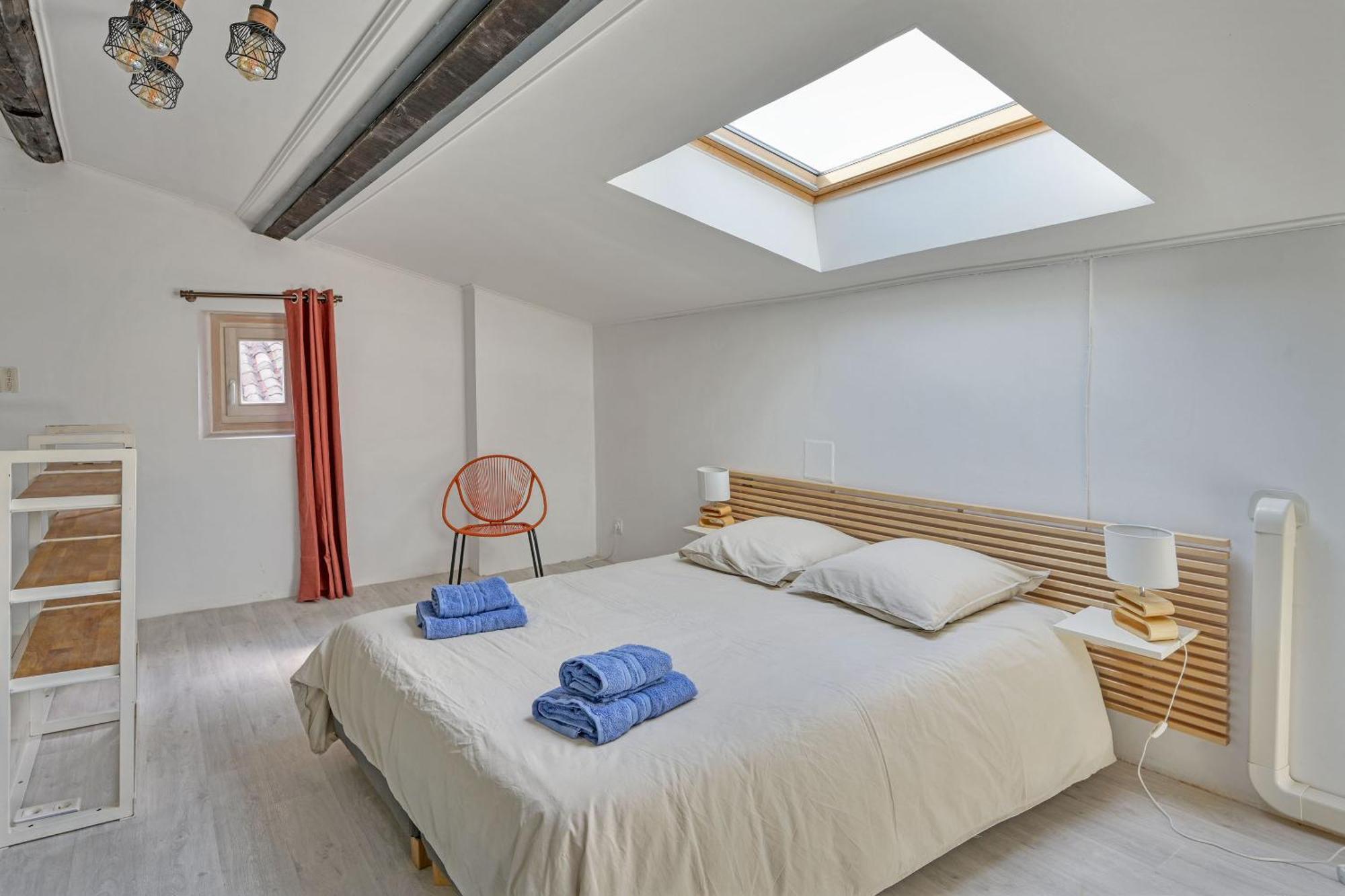 Appartement Oasis Provencale - Clim - Wifi - Parking Gratuit A 200m