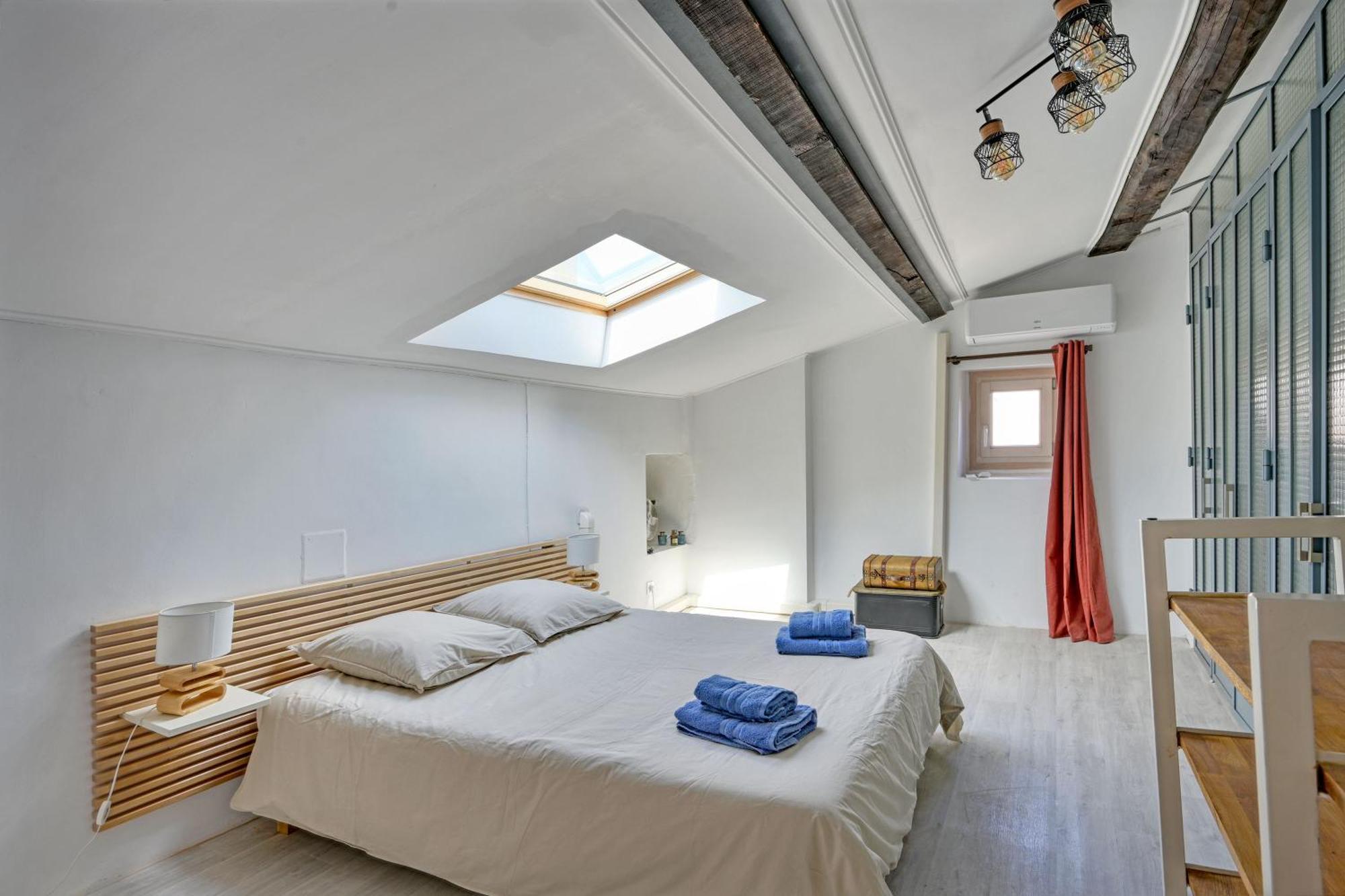 Appartement Oasis Provencale - Clim - Wifi - Parking Gratuit A 200m Avignon