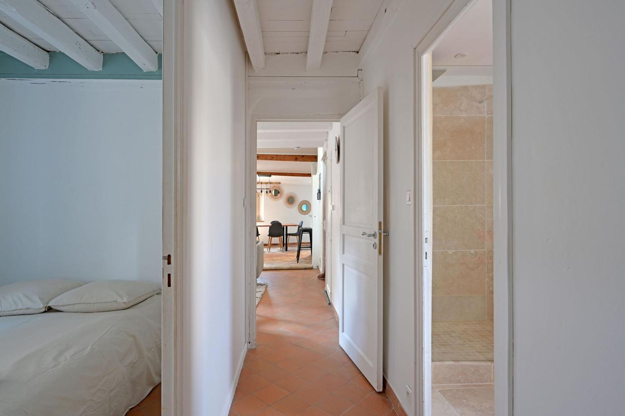 Oasis Provencale - Clim - Wifi - Parking Gratuit A 200m Avignon