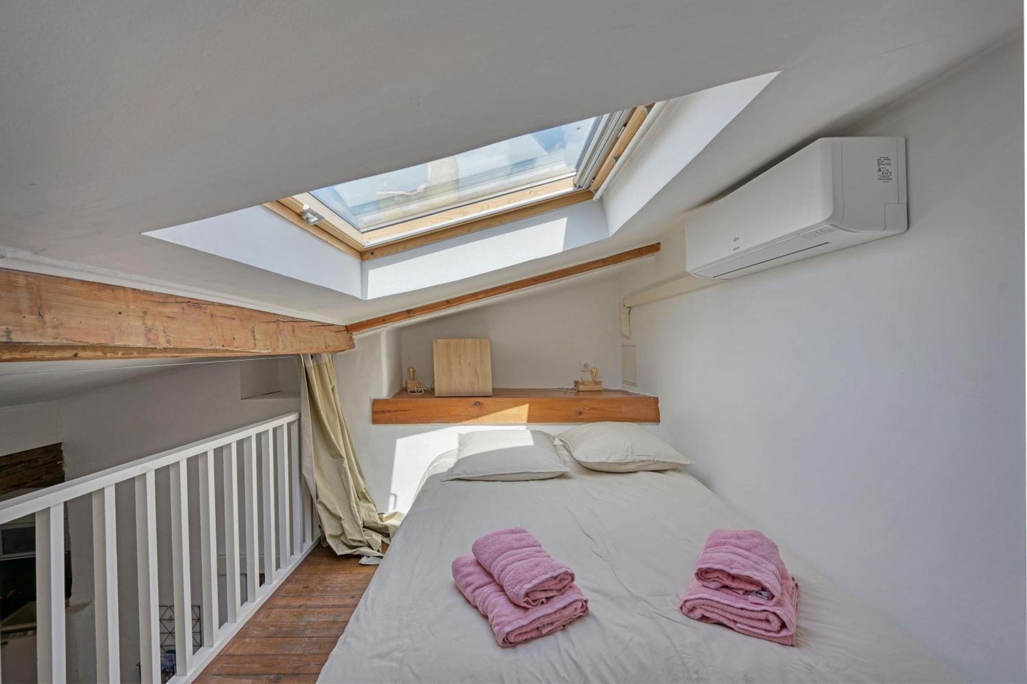 Appartement Oasis Provencale - Clim - Wifi - Parking Gratuit A 200m Avignon
